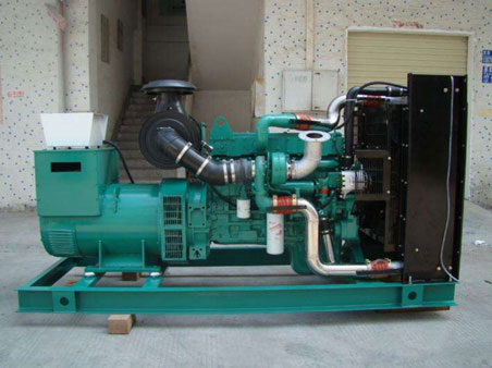 巩留1100kw康明斯柴油发电机组图片 巩留1100kw康明斯柴油发电机组图片